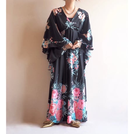 70s "JOHN WARDEN for Molyclaire" flare sleeve floral maxi dress
