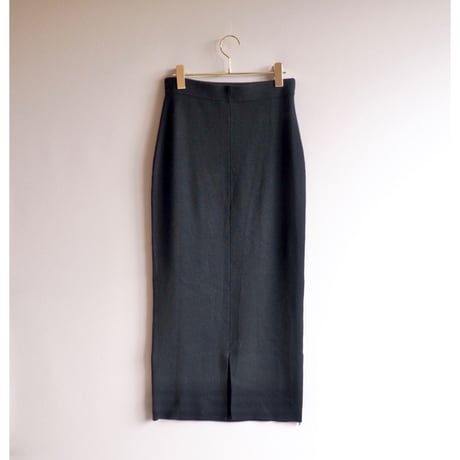 black knitted maxi skirt