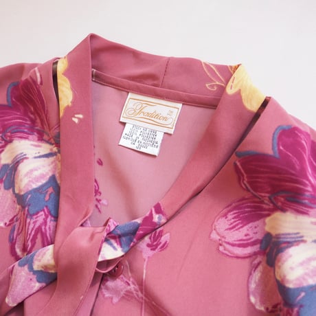 "Tradition" bowtie floral blouse