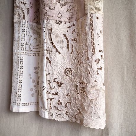 original remake lace patchwork maxi skirt (beige)