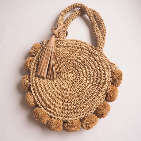 vintage pompom raffia circle bag