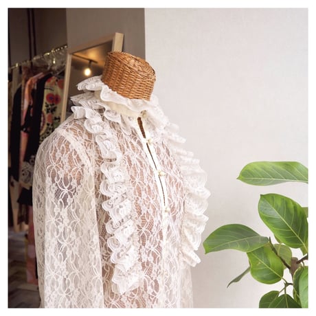 70〜80s ruffle lace blouse