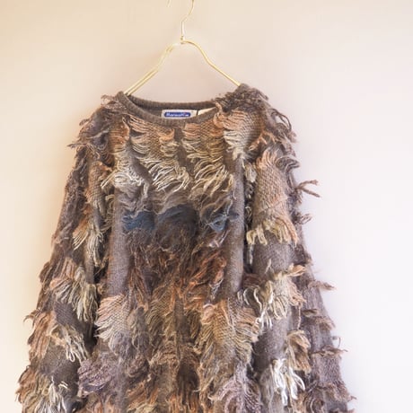 vintage fuzzy design sweater