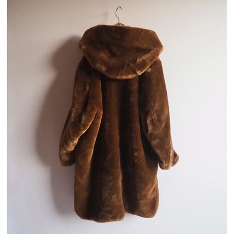 "BORGOFORTE" faux fur hoodie coat