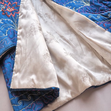 50〜60s chinese embroidered quilt jacket (blue)