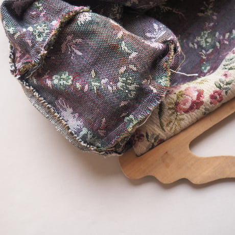 vintage wood handle tapestry bag