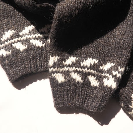 vintage dark brown nordic sweater