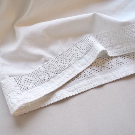 vintage ukrainian embroidered blouse