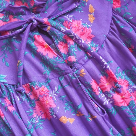 70s floral pleated midi dress
