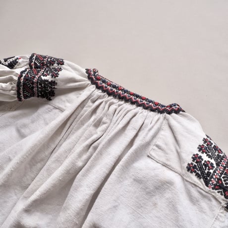 vintage romanian embroidered blouse