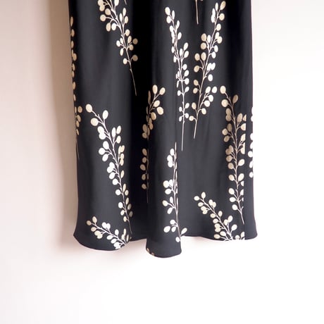 "Ann Taylor" silk floral midi skirt