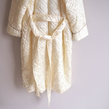80〜90s embroidered quilt robe