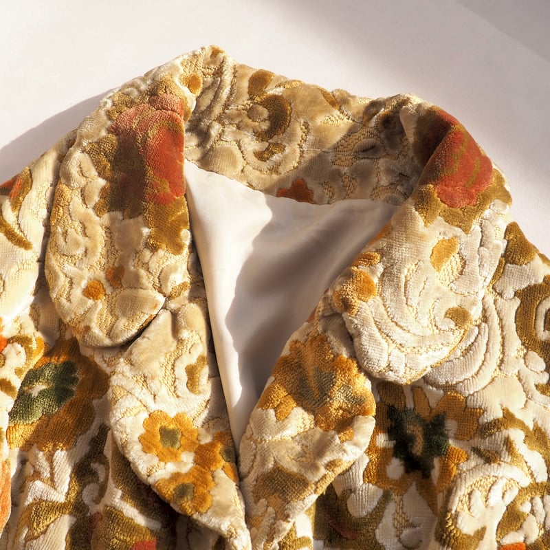 60s〜 beige floral tapestry coat | Nia vintage 