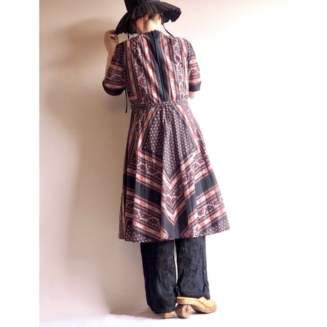 70s s/s scarf print midi dress