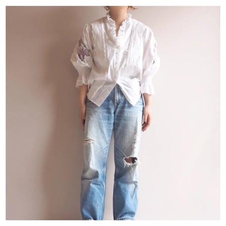 "Erba" puff sleeve ruffle blouse