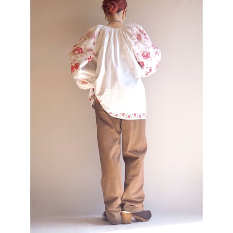vintage ukrainian embroidered blouse