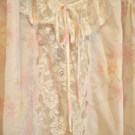 60s sheer pink floral lace bed jacket