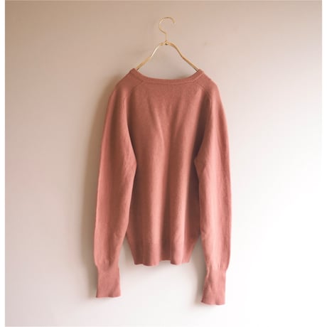 "Saks Fifth Avenue" made in Scotland cashmere sweater