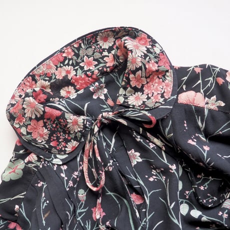 vintage floral balloon sleeve midi dress