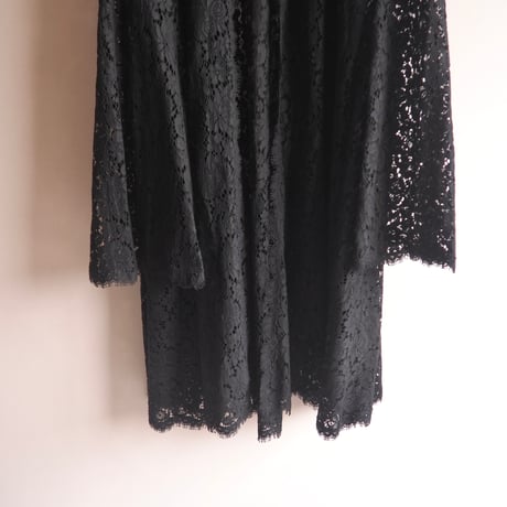 vintage no collar lace robe