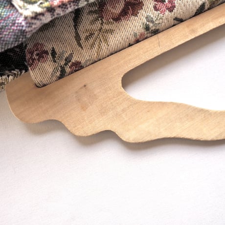 vintage wood handle tapestry bag