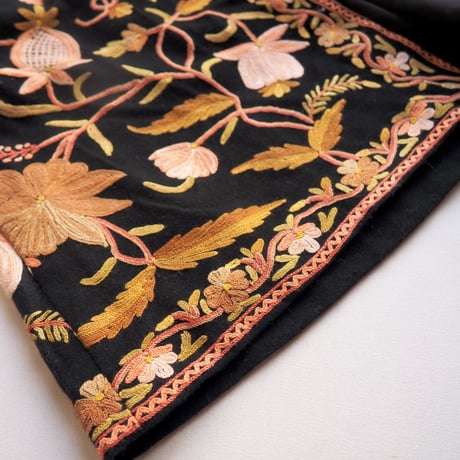 vintage floral embroidered kashmir jacket