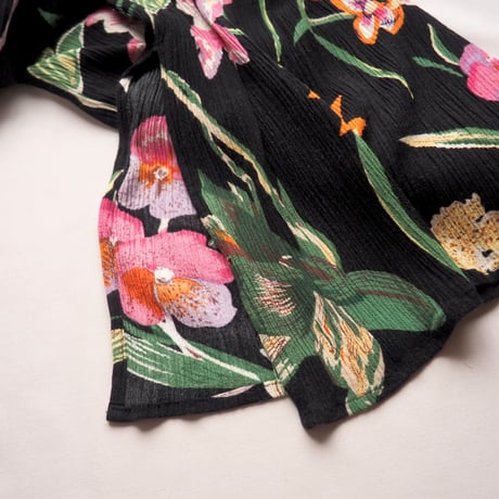 "Anna Maxwell" floral blouse & sleeveless maxi dress