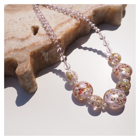 80s glass beads necklace