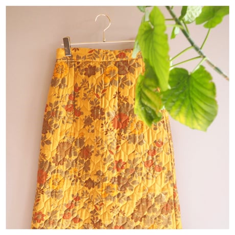 60〜70s floral quilted maxi skirt