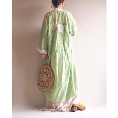 30〜40s floral embroidered robe