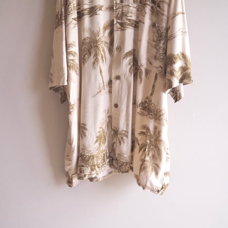 "Puritan" landscape print s/s rayon blouse