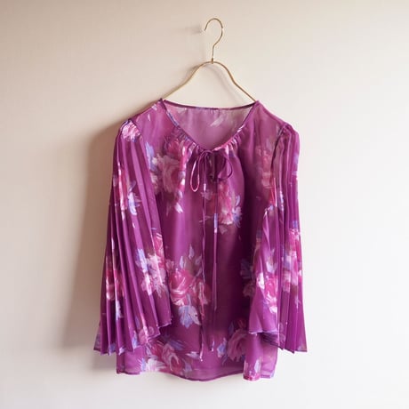 vintage pleated sleeve floral sheer blouse