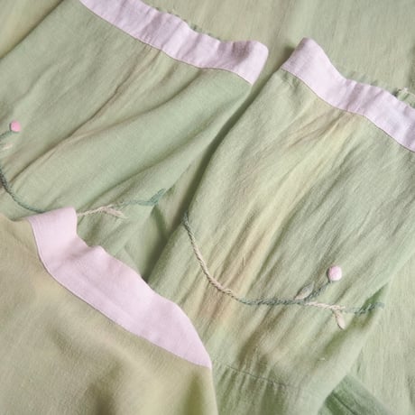 30〜40s floral embroidered robe