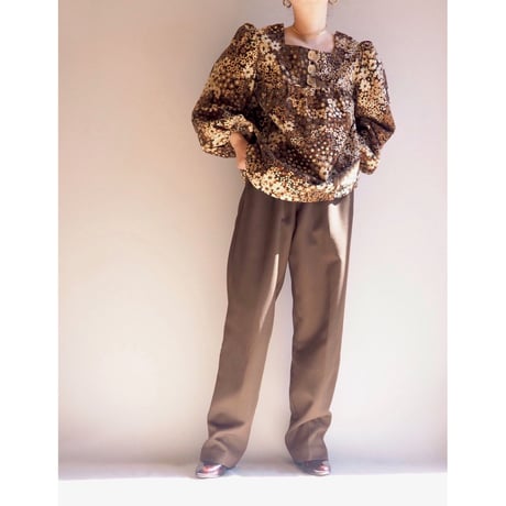 70s floral puff sleeve blouse