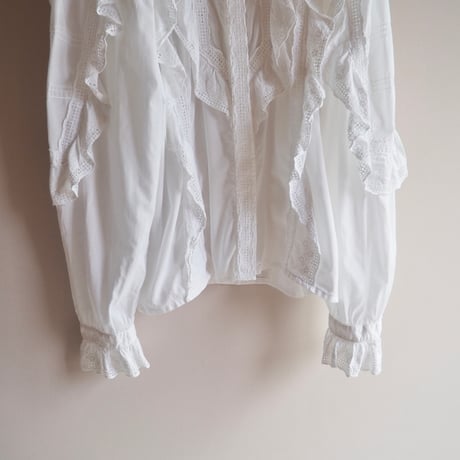 vintage folk lace ruffle blouse