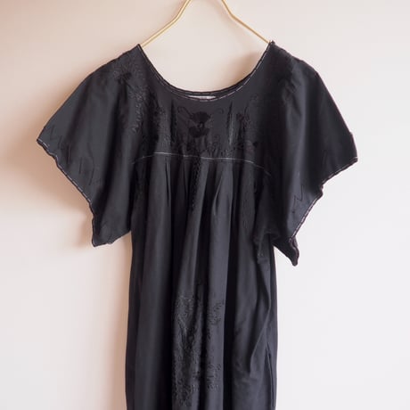 "Load & Taylor" embroidered midi dress