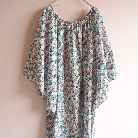 80s〜 flare sleeve floral maxi dress