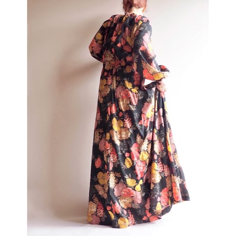 70s balloon sleeve floral maxi dress