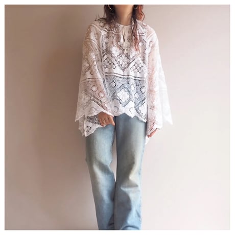 original remake filet lace blouse