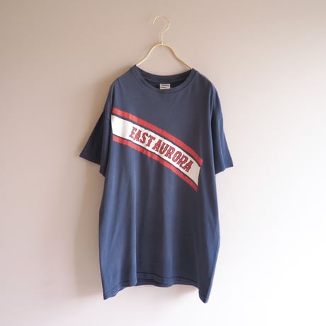 used "GILDAN" print t-shirts