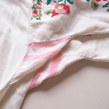 vintage ukrainian embroidered blouse