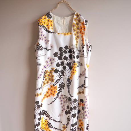 70s sleeveless floral maxi dress