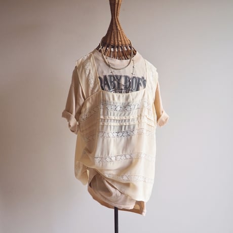 vintage lace sleeveless tops