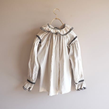 vintage romanian embroidered blouse