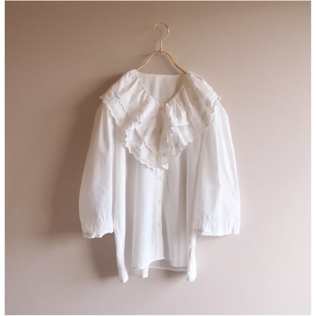 vintage ruffle lace collar blouse