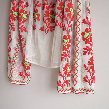 50〜60s romanian sheer embroidered blouse