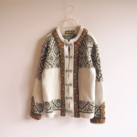 ”Nordstrikk" Light Grey nordic cardigan