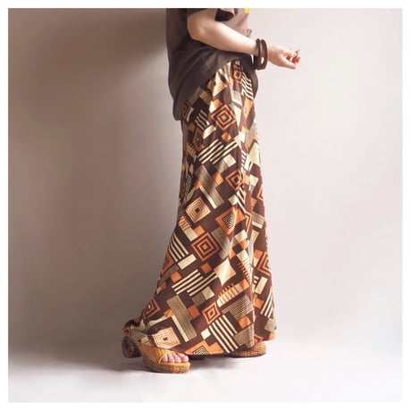 70〜80s abstract print maxi skirt