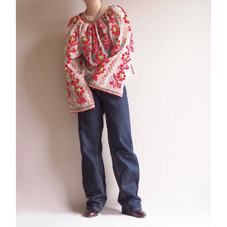 50〜60s romanian sheer embroidered blouse