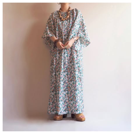 80s〜 flare sleeve floral maxi dress